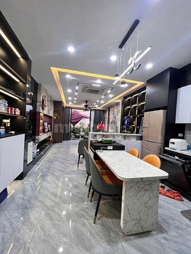 Tôi Cần Bán Nhà Liền Kề, Nội thất tiền tỷ, Vỉa Hè, Kinh Doanh, Ô tô