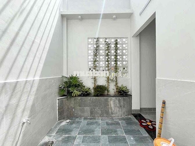 Bán Nhà Hoàn Công Mỹ Hạnh Bắc 1,950 tỷ