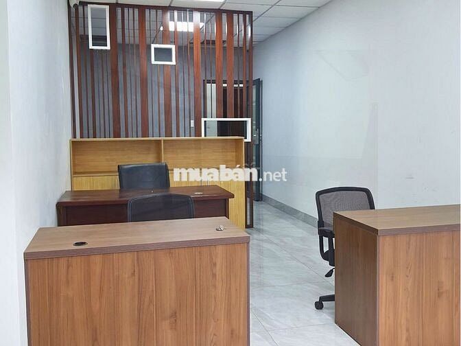 Cho thuê văn phòng 35m² – Full nội thất, tiện nghi – Gần Vạn Phúc City
