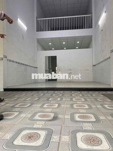 Nhà mặt tiền trệt lửng 4,5*23 tiện kinh doanh