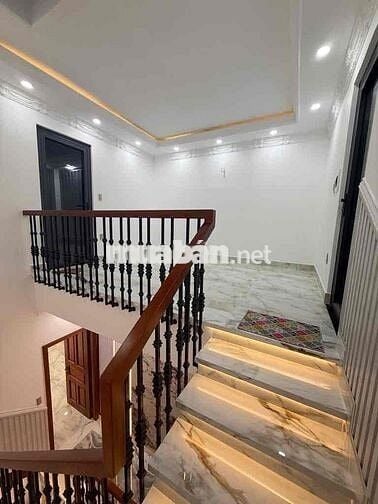 Bán Nhà KDC Đồng bộ , 5x16m, 4 Tầng, Nội Thất Cao Cấp , HTP, 10 tỷ Hơn