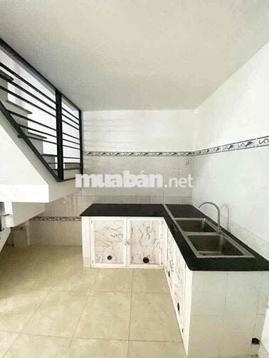 Bán Nhà hẻm xe hơi, ngay cầu Long Kiển đg Lê Văn Lương