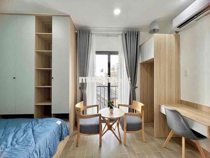 Balcony, full NT Nguyễn Công Hoan Phú Nhuận gần ẩm thực Phan Xích Long