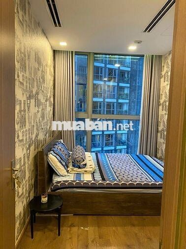 Cần bán liền chung cư Vinhomes Central Park 1 PN tòa Central, có sổ