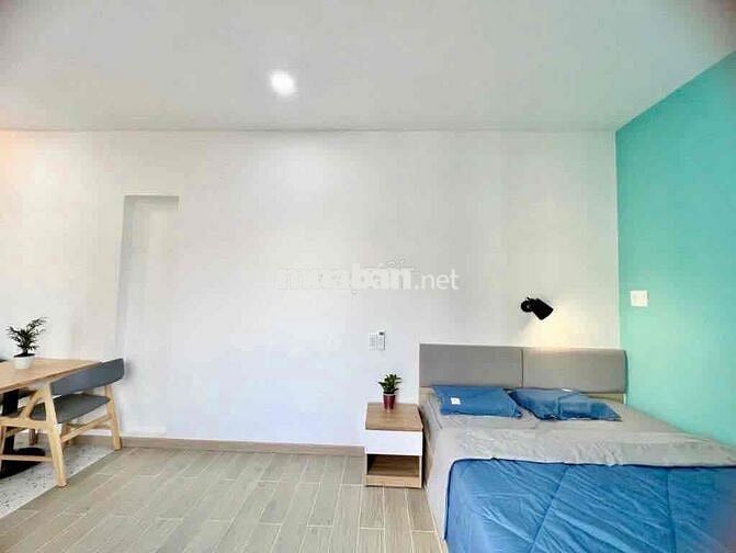 Balcony, full NT Nguyễn Công Hoan Phú Nhuận gần ẩm thực Phan Xích Long