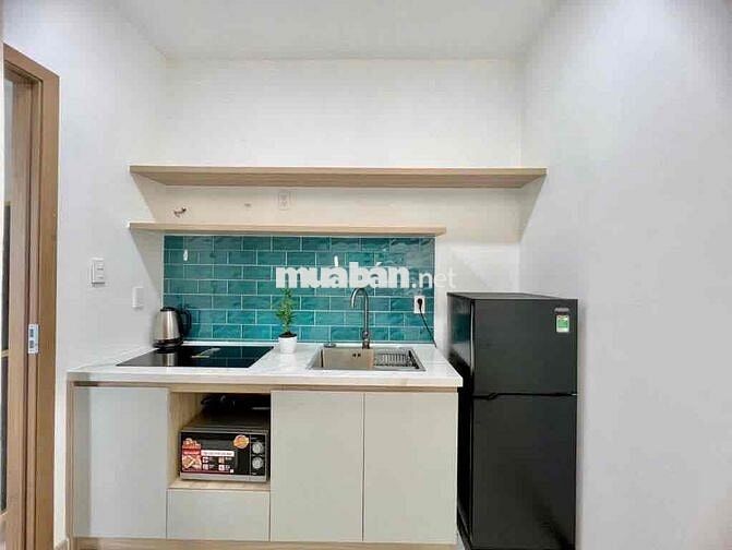 Balcony, full NT Nguyễn Công Hoan Phú Nhuận gần ẩm thực Phan Xích Long