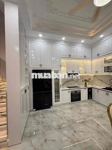 Bán Nhà KDC Đồng bộ , 5x16m, 4 Tầng, Nội Thất Cao Cấp , HTP, 10 tỷ Hơn