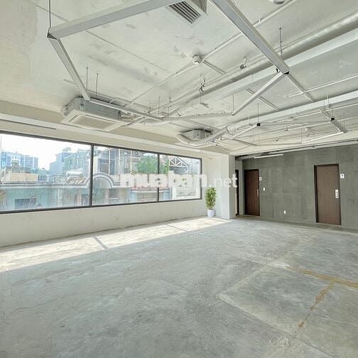 Văn Phòng Cho Thuê View 2 Mặt Tiền, DT 232m2/79tr, Hỗ Trợ Pháp Lý A-Z