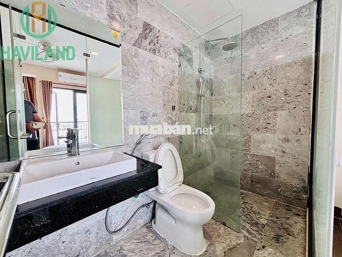 CHO THUÊ CĂN HỘ FULL NỘI THẤT CÓ BAN CÔNG NGAY TRUNG TÂM TIỆN NGHI