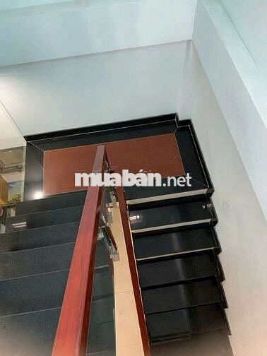 Nhà 1 trệt 1 lầu mặt tiền đường liên khu 5_6 BHH B bình tân