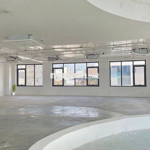 Văn Phòng Cho Thuê View 2 Mặt Tiền, DT 232m2/79tr, Hỗ Trợ Pháp Lý A-Z