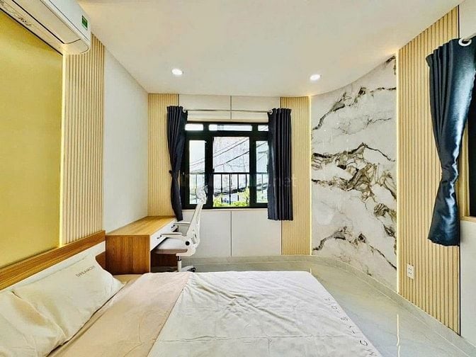 BÁN NHÀ 5 TẦNG HẺM Ô TÔ; NGANG 4x19M;CN:73m VUÔNG VỨC–TRẦN HƯNG ĐẠO,Q5