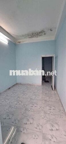 Cho thuê nhà 3 tầng (3m x 10m) có 3 phòng ngủ hẻm xe tải 6m thông