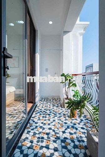 Cho Thuê Căn Hộ Chung Cư 2 Phòng Ngủ Ban Công Ngay Bộ Công An Quận 1