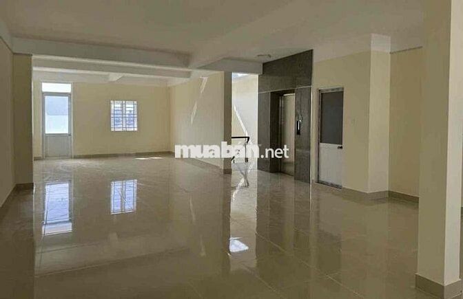 CHO THUÊ TOÀ NHÀ 4 LẦU TRỐNG SUỐT