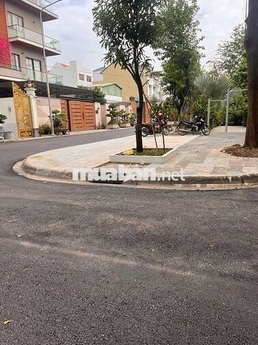 Lô đất đẹp 10m x 20m. 200m2 Khu biệt Thự Phú Nhuận Khu H Gần LTR