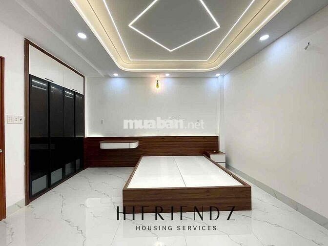 PENTHOUSE BAN CÔNG MỚI 100% FULL NỘI THẤT CAO CẤP KẾ VÒNG XOAY PHÚ LÂM