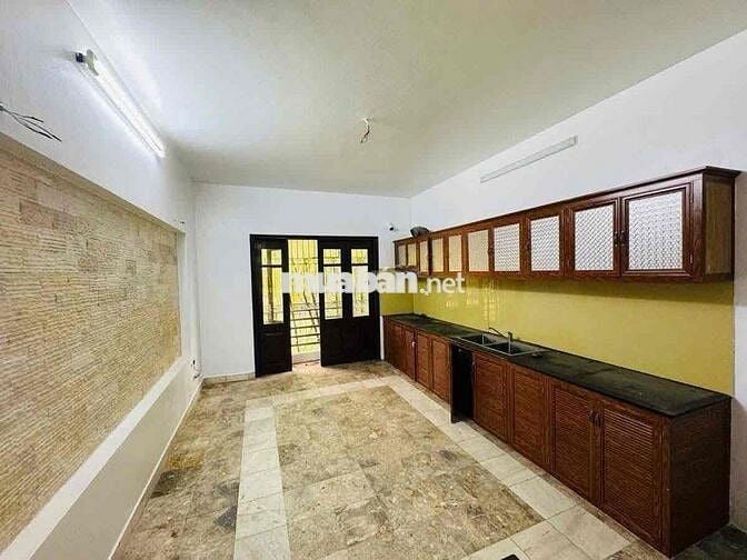 BÁN NHÀ CẦU GIẤY – 52/60M² – 5 TẦNG – MT 4M – OTO ĐỖ CỬA – GIÁ 18.5 TỶ