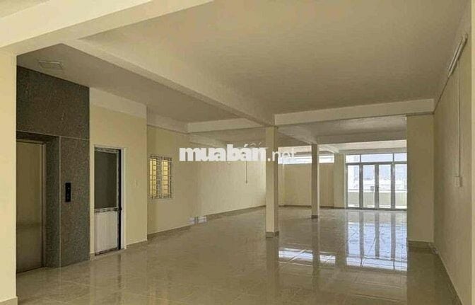 CHO THUÊ TOÀ NHÀ 4 LẦU TRỐNG SUỐT