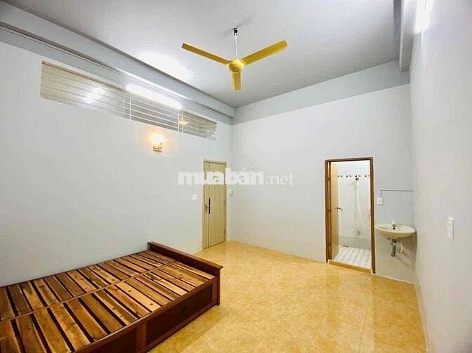 Cho thuê nhà truc chinh hẻm kinh doanh