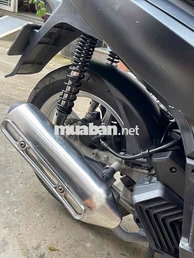 Chính chủ bánSH125i đen nhám áo Ý trước ra cavet