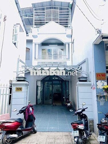 Cho thuê nhà truc chinh hẻm kinh doanh