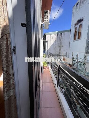 [Gò Vấp] Cho thuê nhà nguyên căn sạch đẹp 2PN thông 2WC NT cơ bản