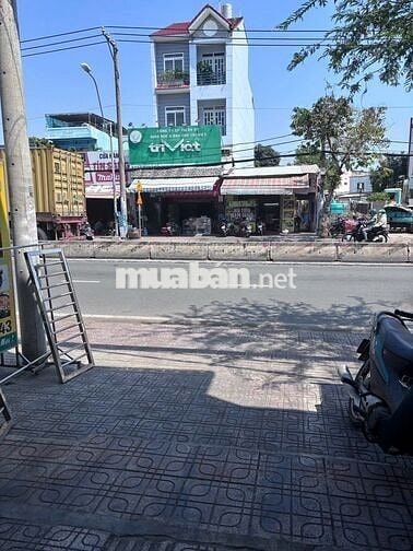 Bán nhà cấp 4 Mặt tiền Huỳnh Tấn Phát Kinh Doanh đa ngành nghề