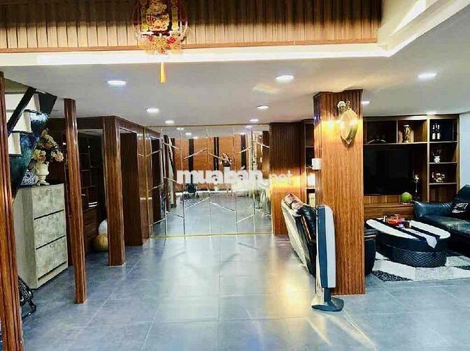 SIÊU PHẨM - NHÀ MẶT TIỀN RỘNG 10M - ĐƯỜNG NHỰA Ô TÔ TRÁNH NHAU - BH-BC