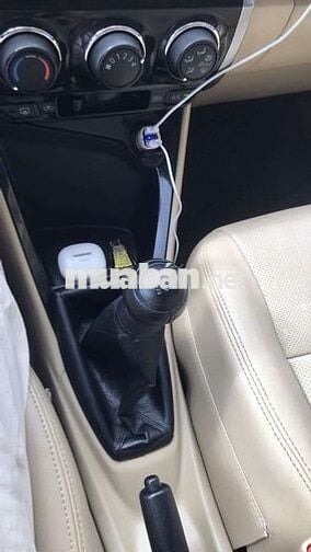 Xe Ô tô 5 chỗ chạy dịch vụ Toyota Vios sx 2018