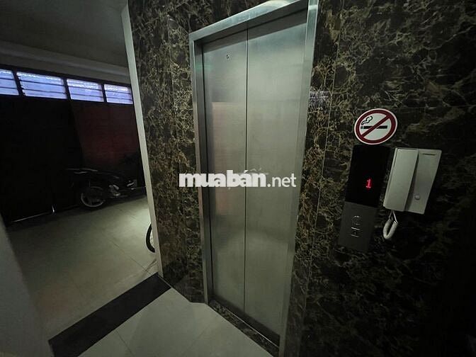 Căn hộ ban công 40m có thang máy