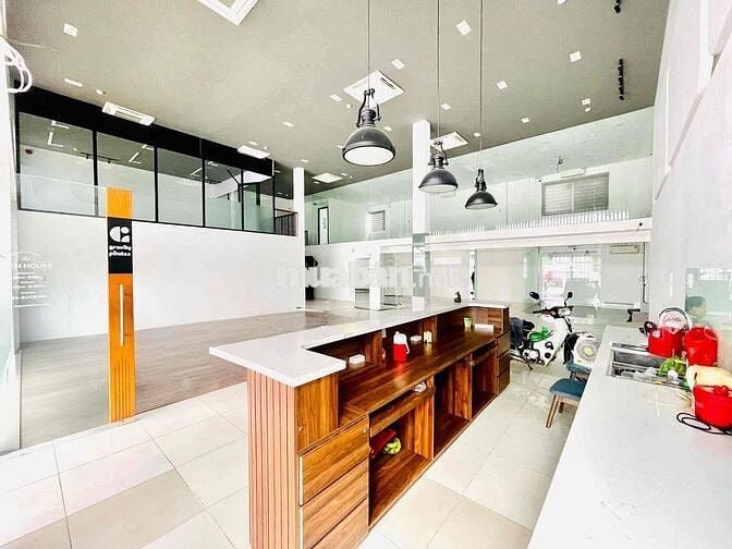 CHO THUÊ SIÊU PHẨM MẶT TIỀN ĐẸP 218C THÀNH THÁI Q.10-2 TẦNG DTSD 450m2