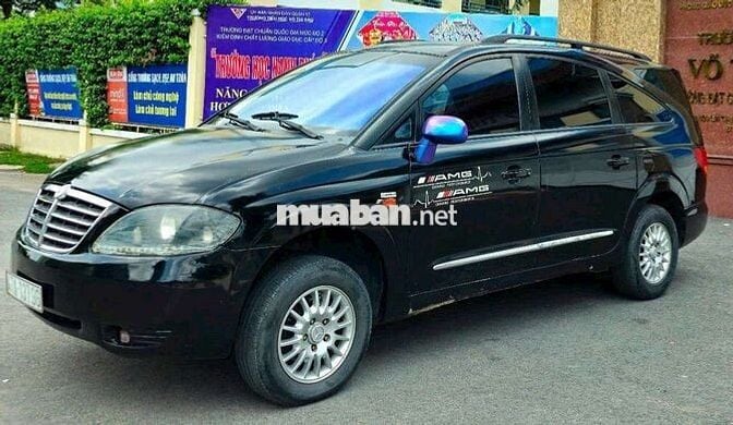 ssangyong stavic  không niên hạn 
Máy dầu  xe van