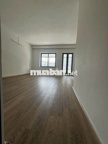 Chính chủ cần cho thuê căn hộ CC ngay phố đi bộ Nguyễn Huệ