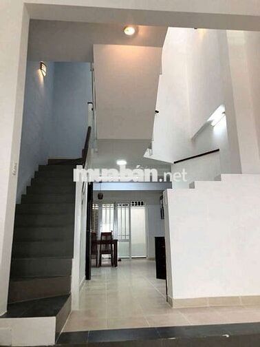 Nhà 1 Trệt 3 Lầu 4PN 4x18m Mặt Tiền Đường Số Phường Tân Phong Q.7