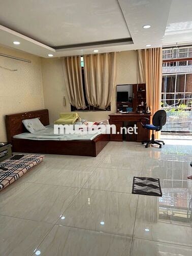 (8 tỷ)-3 tầng mới đẹp-khu khách sạn- hẻm 6m- dt tốt 4,2x12m–mua ở ngay