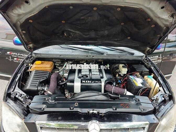 ssangyong stavic  không niên hạn 
Máy dầu  xe van