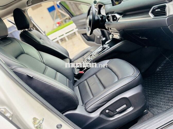 Mazda CX 5 2.0 Premium 2020 - 48000 km