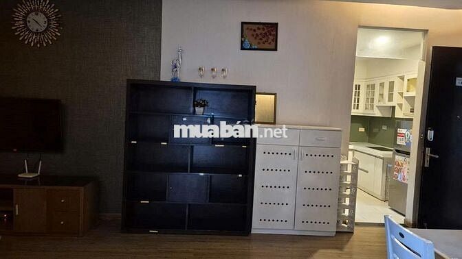 Cần bán căn hộ chung cư Ngọc Lan 3 phòng ngủ 132m2 giá 5,9 tỷ