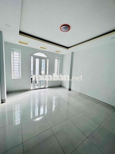 Nhà Hẻm Rộng Xe Tải DT 180m2 1Trệt 2Lầu 4Pn 4Wc Gần Chợ Cầu Đồng