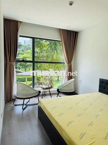 Chuyên cho thuê căn hộ 2,3,4 phòng ngủ Diamond Brilliant