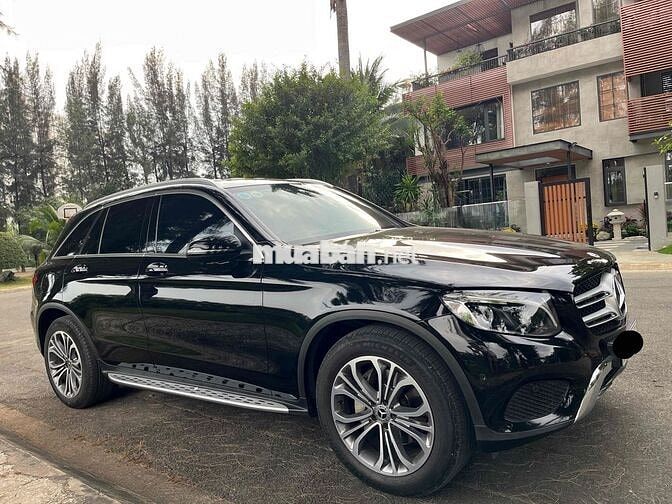 Mercedes Benz GLC Class 2018 250 4MATIC AT - 49000