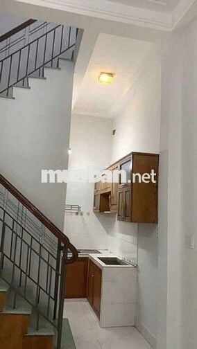 Cho thuê nhà mới gần ga bình thái chỉ 7tr tháng vào ở ngay. Sân rộng