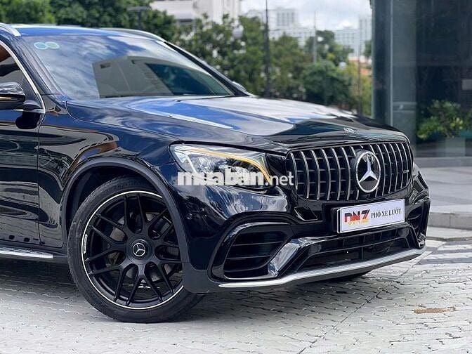 Mercedes GLC250 độ Full GLC63s màu Đen