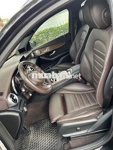 Mercedes Benz GLC Class 2018 250 4MATIC AT - 49000