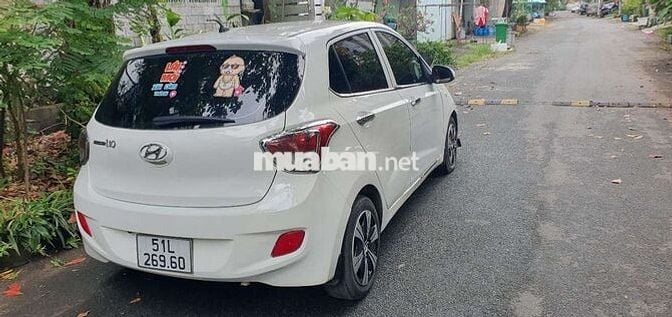 Huyndai i10 2015 quận 7 sg