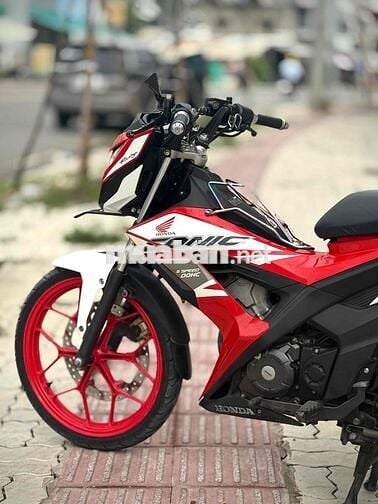 Sonic - (k nợ xấu đưa trước 4tr nhận xe)