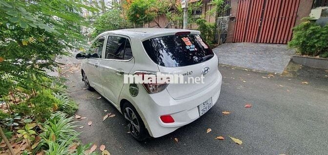 Huyndai i10 2015 quận 7 sg
