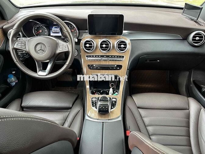 Mercedes Benz GLC Class 2018 250 4MATIC AT - 49000