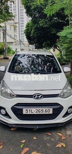 Huyndai i10 2015 quận 7 sg